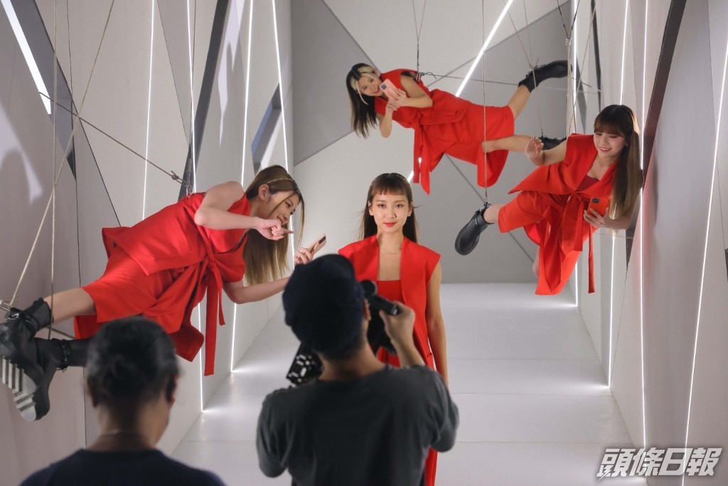 Marf只負責行，難怪佢羨慕其他三位成員。